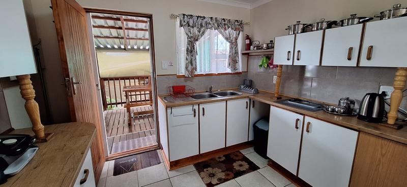 To Let 2 Bedroom Property for Rent in Fraaiuitsig Western Cape